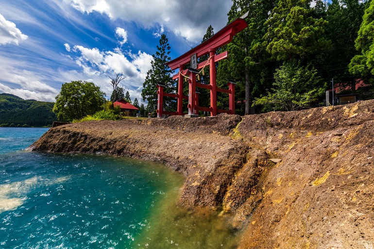神社にお参りをしよう