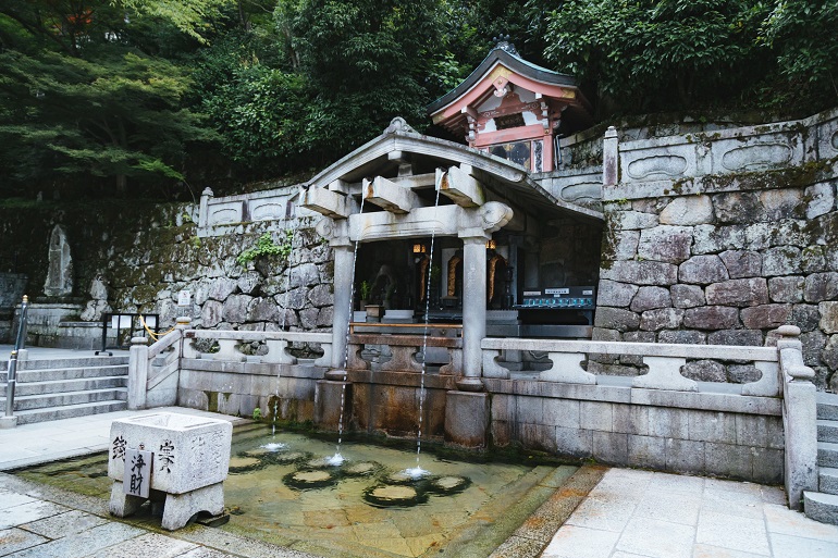団体行動が苦手で、修学旅行が憂鬱